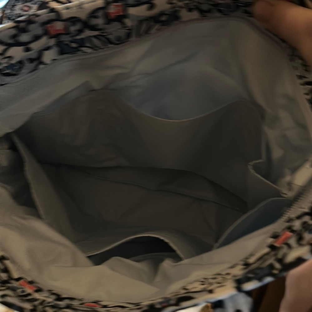 VERA BRADLEY TOTE - Picture 3 of 4